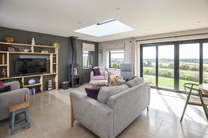 Sitting Room_- click for photo gallery